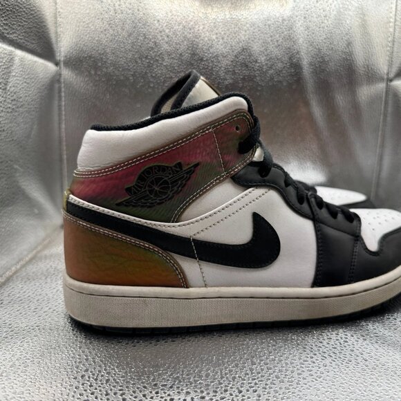 Size 10.5 Air Jordan 1 Mid SE Mens White Black Athletic Sneakers DM7802-100 - Picture 2 of 11